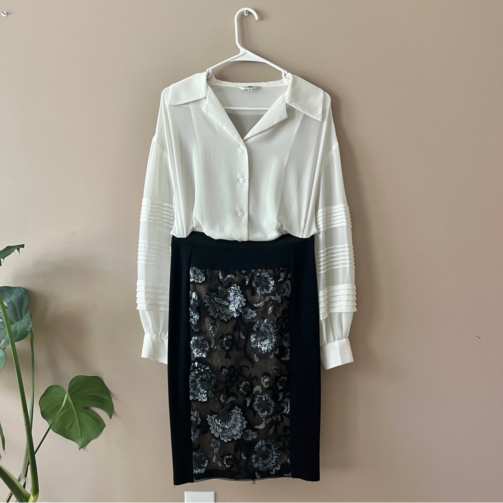 BCBG MaxAzria black midi pencil skirt with sequins Sz XXS